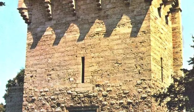 Tour des Pins anciennes archives